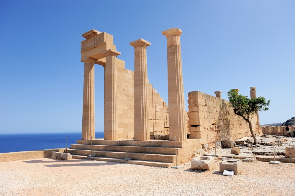 lindos_ruins_of_ancient_temple._lindos._rhodes_island._greece_shuttersto._.jpg