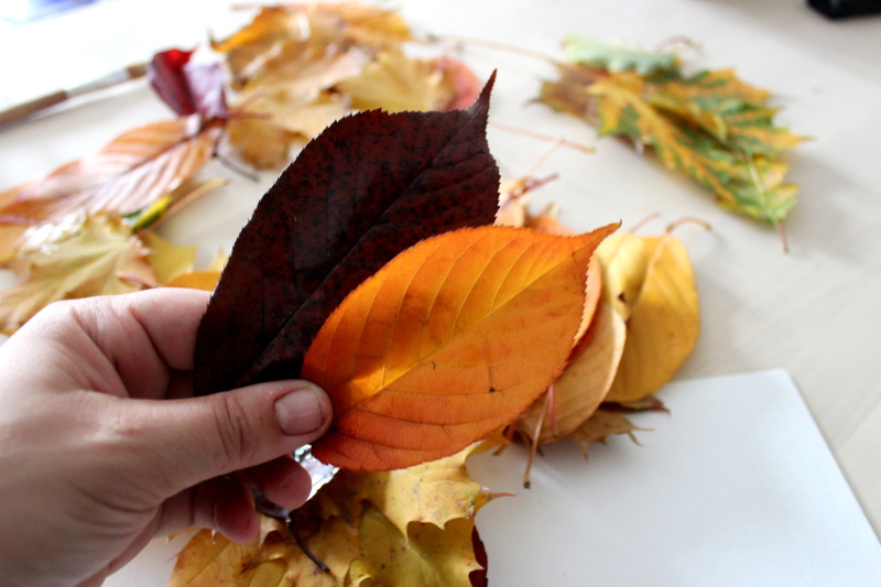 Lampička z podzimního listí
