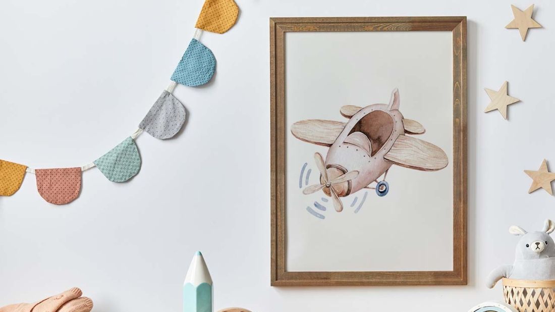 Jak připevnit plakát na zeď, aby zůstal dlouhou dobu krásný