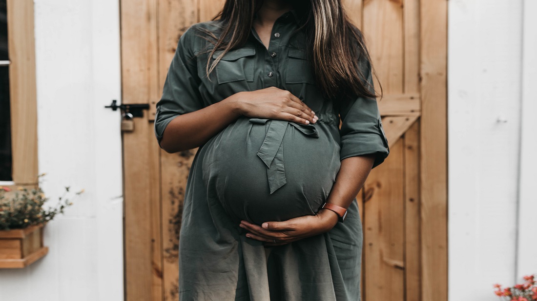Pleť v těhotenství: Proč se zhoršuje a jak o ni správně pečovat?