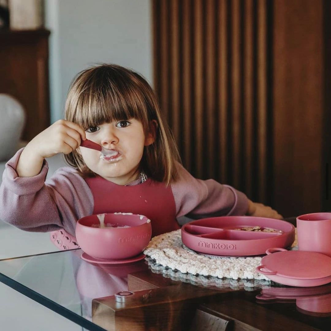 Čeští rodiče si zamilovali silikon. Mají pro to 3 dobré důvody