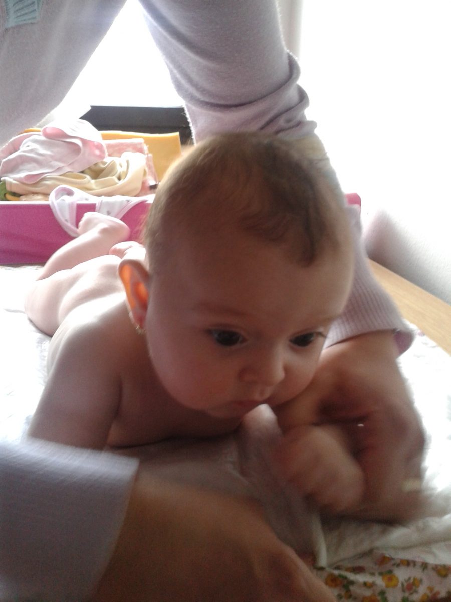 Fotografie (Pokračujeme ve cvičení Vojtovy metody)