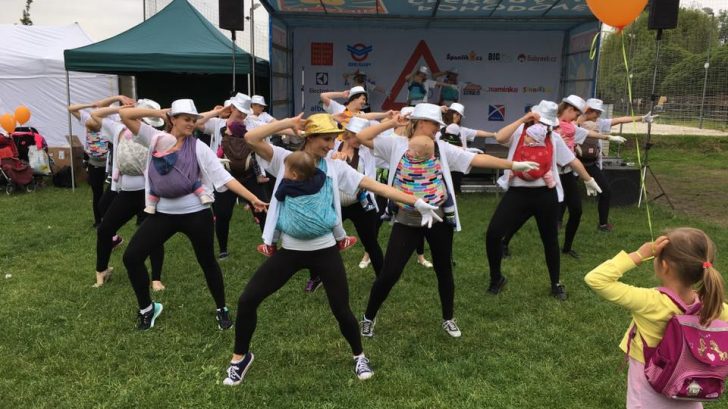 dancing-728x409.jpg