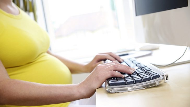 prace_tehotna_pocitac_istock_000007184749medium-728x409.jpg