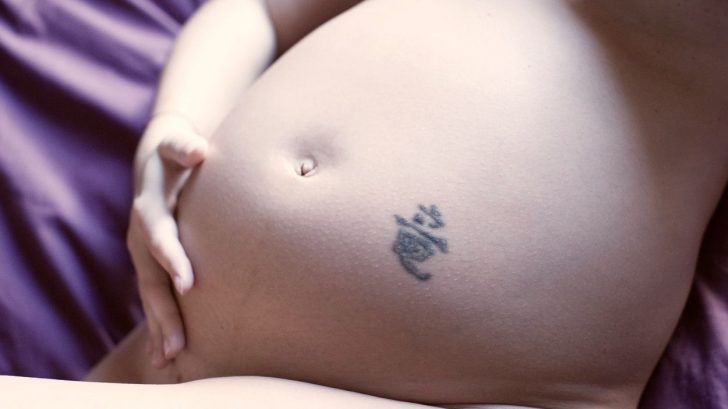 tehotenstvi_tetovani_bricho_profimedia-0086542975ok-728x409.jpg